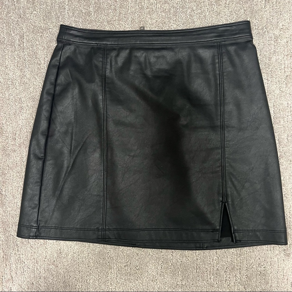 Abercrombie faux leather skirt
